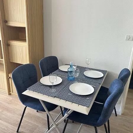 Apartment Sg020-089 2 Pieces 4 Couchages *